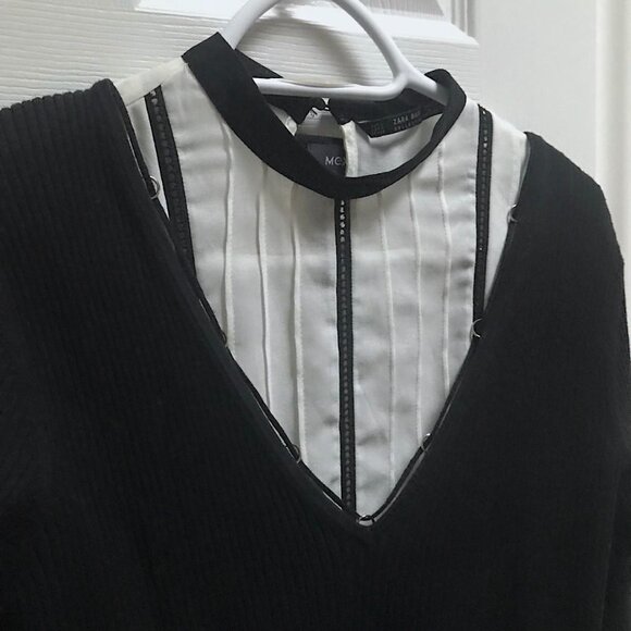 Cute Mexx Black V Neck Sweater with Pretty looped yarn on Neckline - Picture 4 of 9